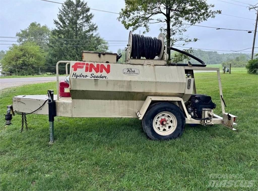 Finn T60T 裝料斗、鼓風機和升降機