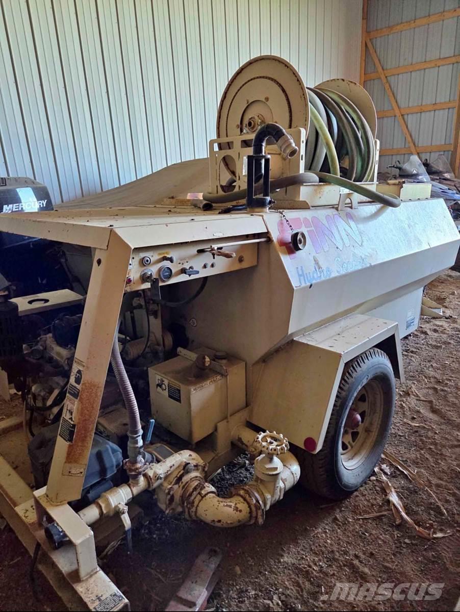 Finn T60T 裝料斗、鼓風機和升降機