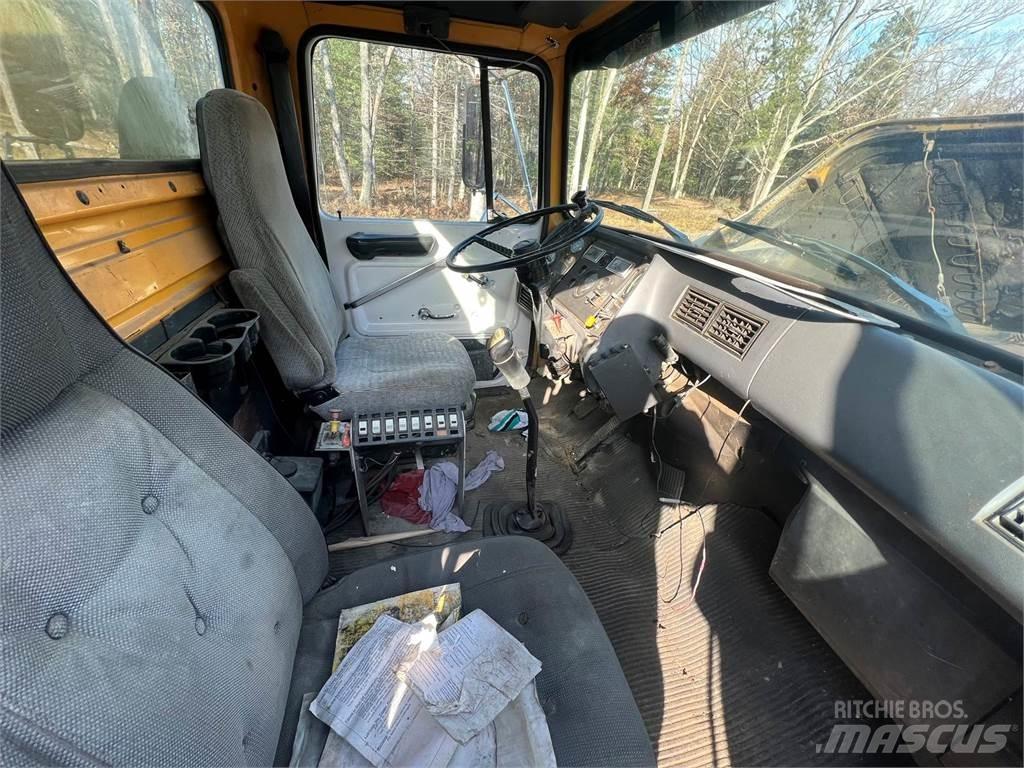 Ford 8000 都市/通用型車輛