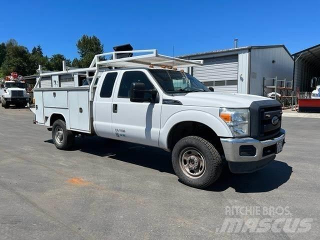 Ford F-350 都市/通用型車輛