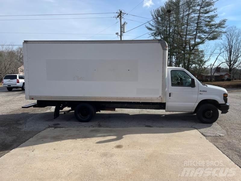Ford F-350 貨箱式卡車
