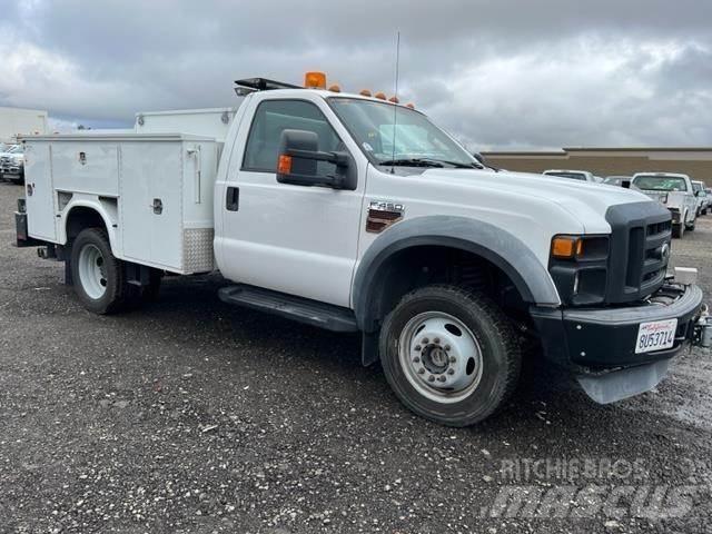 Ford F-450 都市/通用型車輛