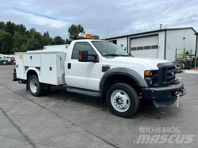 Ford F-450 都市/通用型車輛
