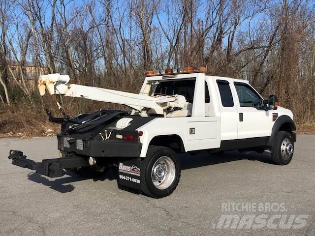 Ford F-550 救援車