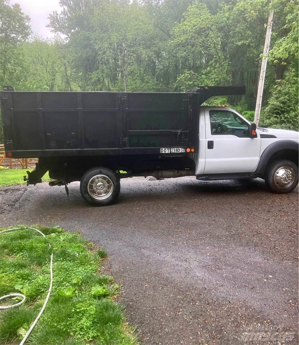 Ford F-550 傾卸式卡車