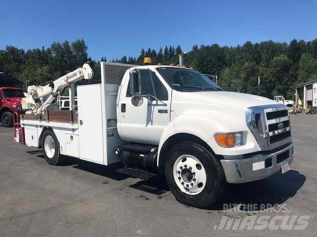 Ford F-650 都市/通用型車輛