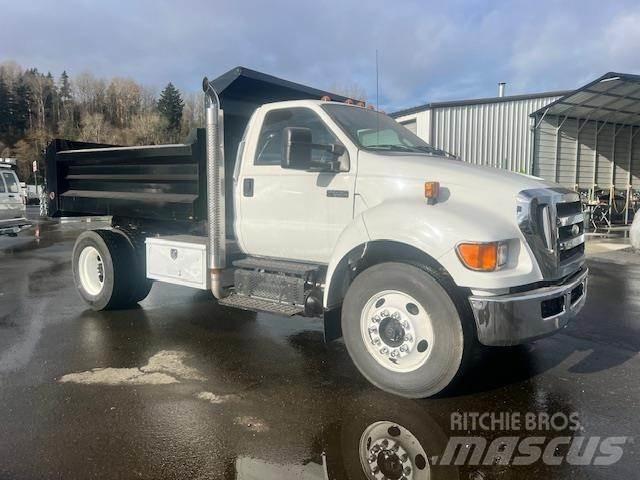 Ford F-650 商用底盤車