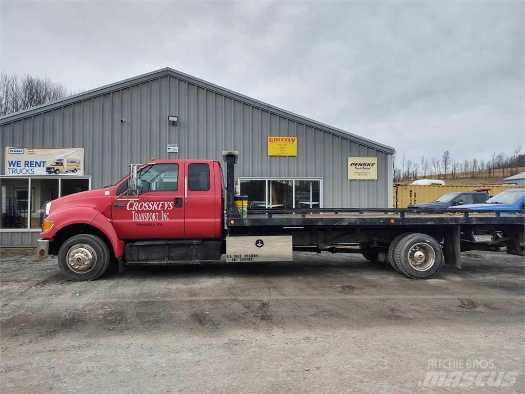 Ford F-650 運輸車輛