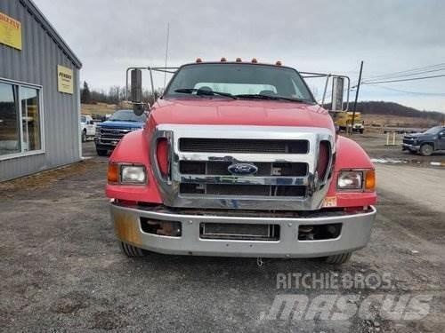 Ford F-650 運輸車輛