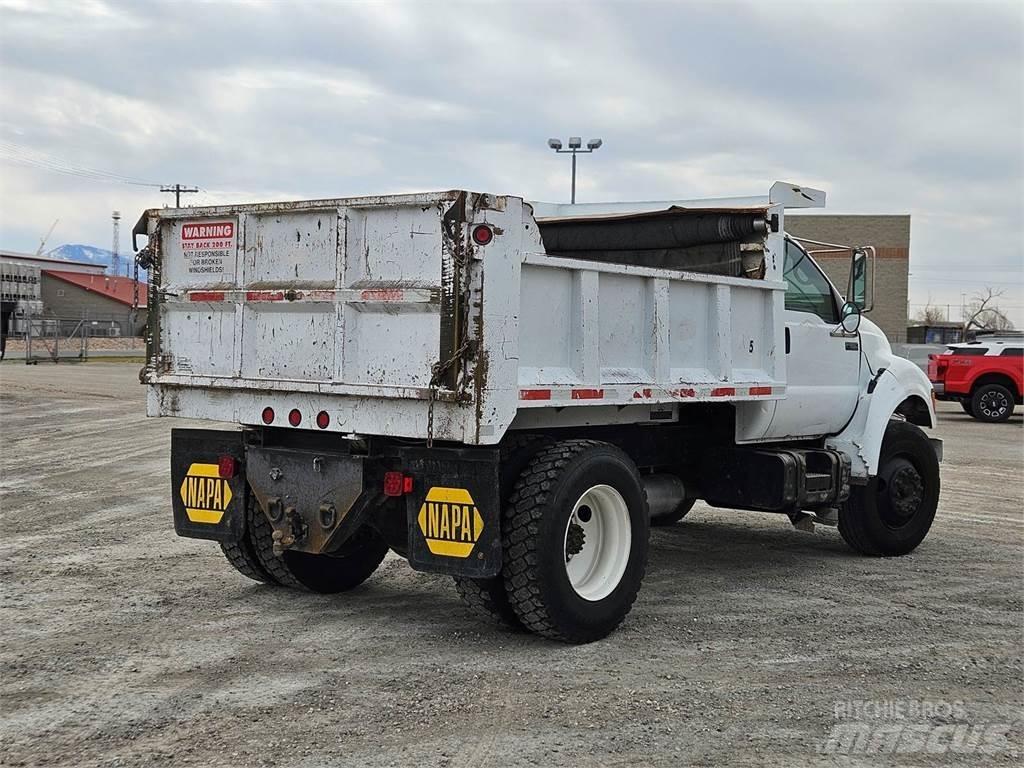 Ford F-650 傾卸式卡車