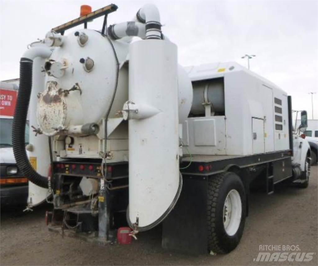 Ford F-650 組合/真空油槽車