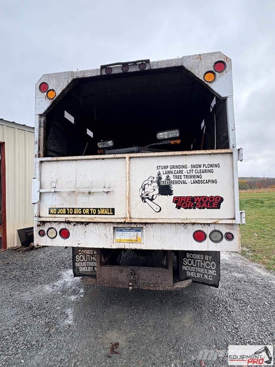 Ford F-650 碎木貨車