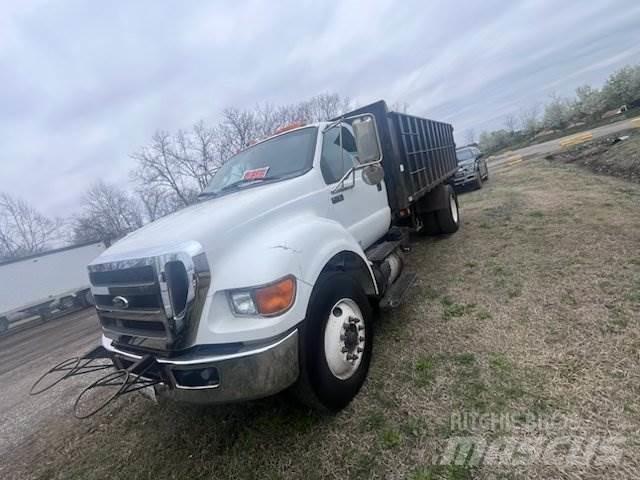Ford F-750 傾卸式卡車