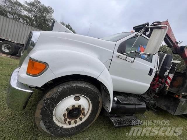 Ford F-750 其他貨車