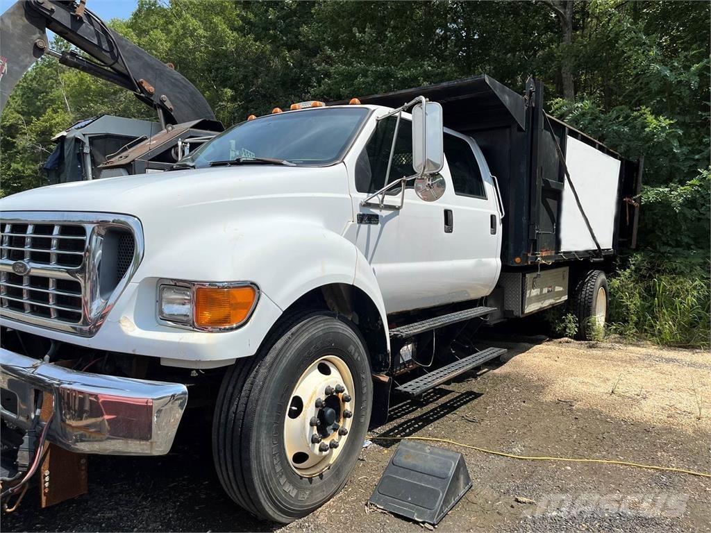 Ford F-750 傾卸式卡車