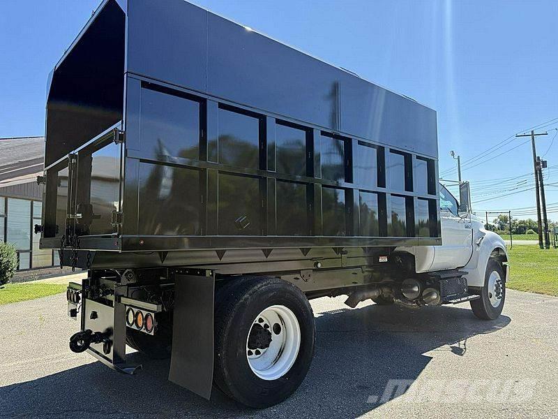 Ford F-750 碎木貨車