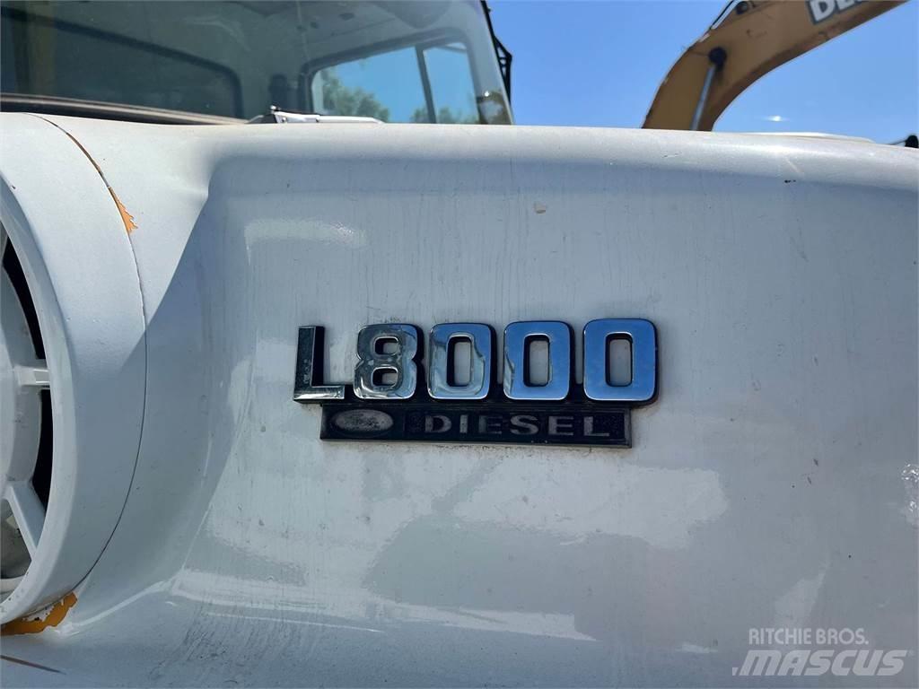 Ford L800 組合/真空油槽車