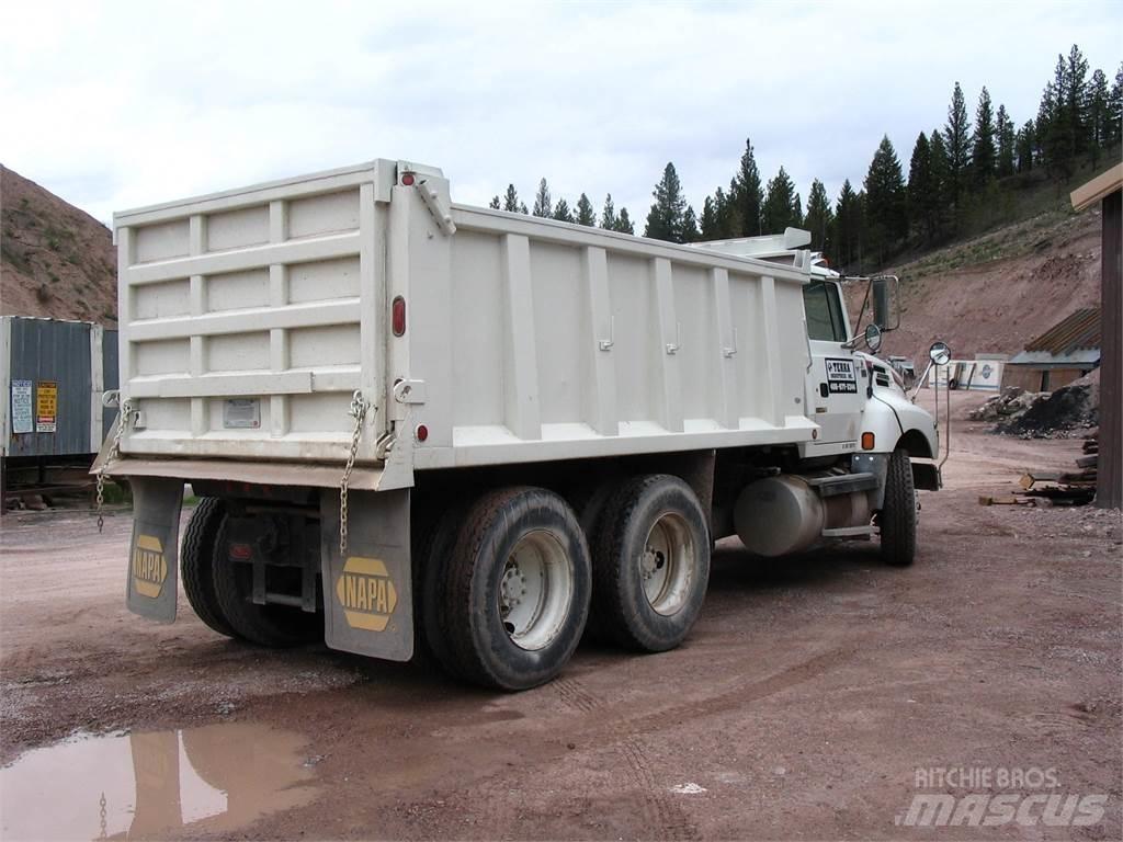 Ford LTA9000 傾卸式卡車