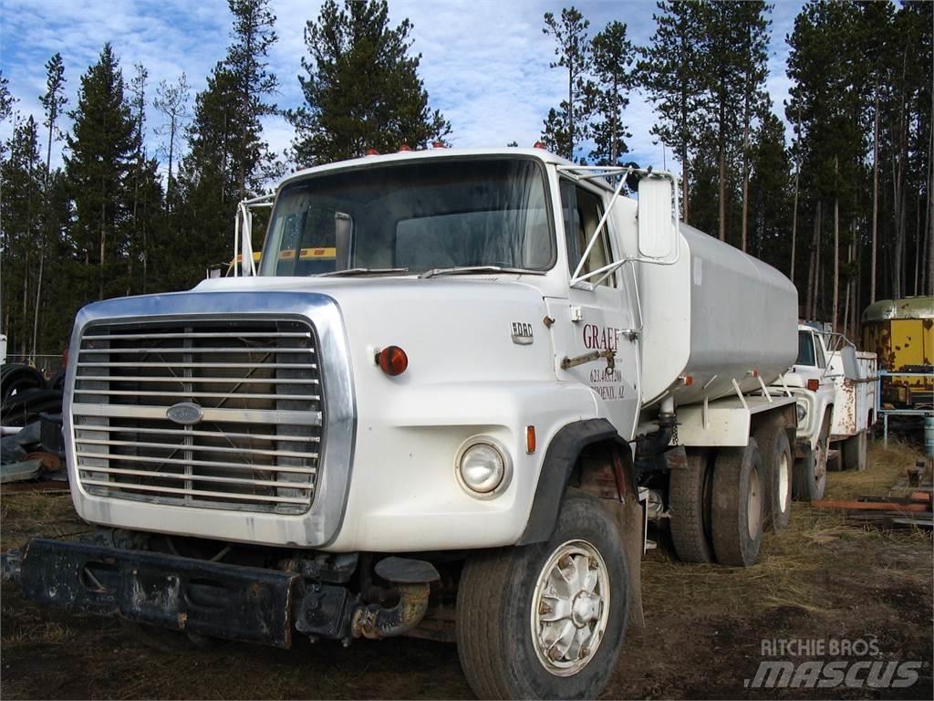 Ford LTS8000 運油車