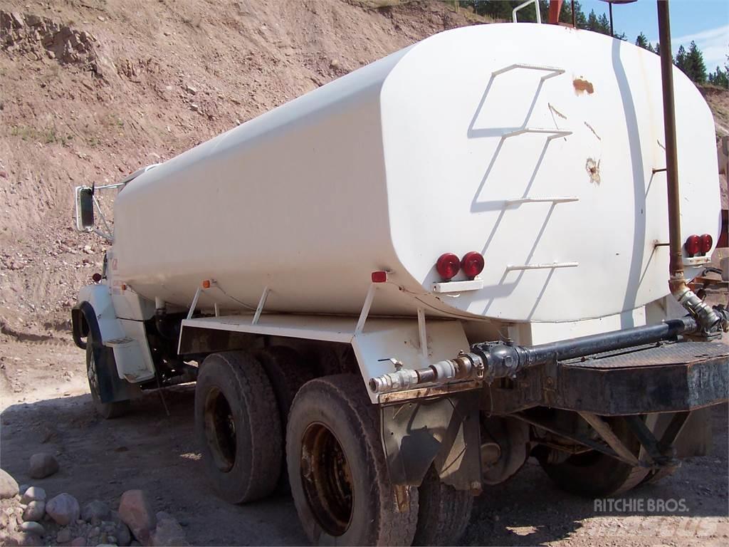 Ford LTS8000 運油車