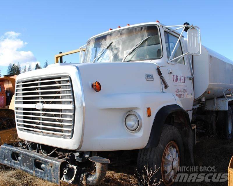 Ford LTS8000 運油車