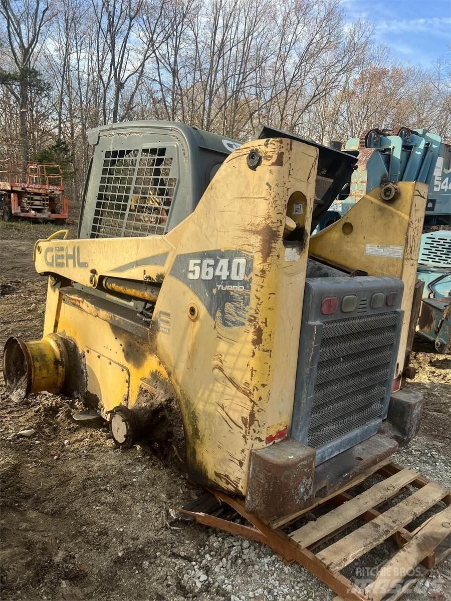 Gehl 5640E 滑移轉向裝載機