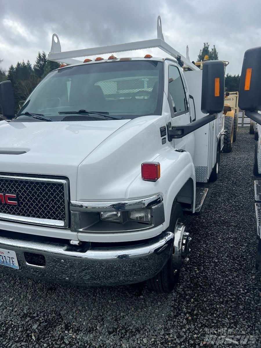 GMC 4500 都市/通用型車輛
