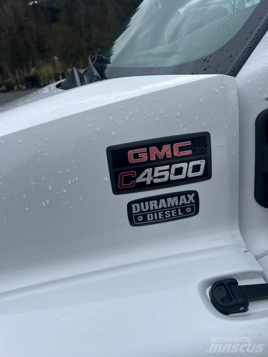 GMC 4500 都市/通用型車輛