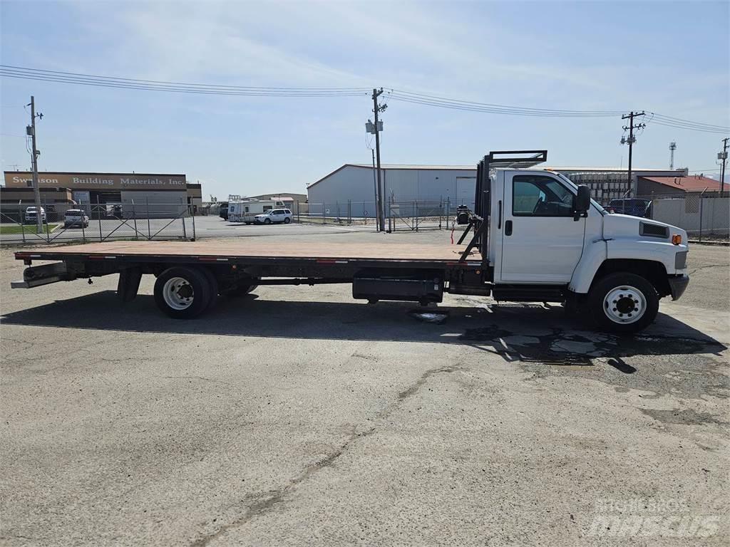 GMC C5500 平板式/側卸式卡車