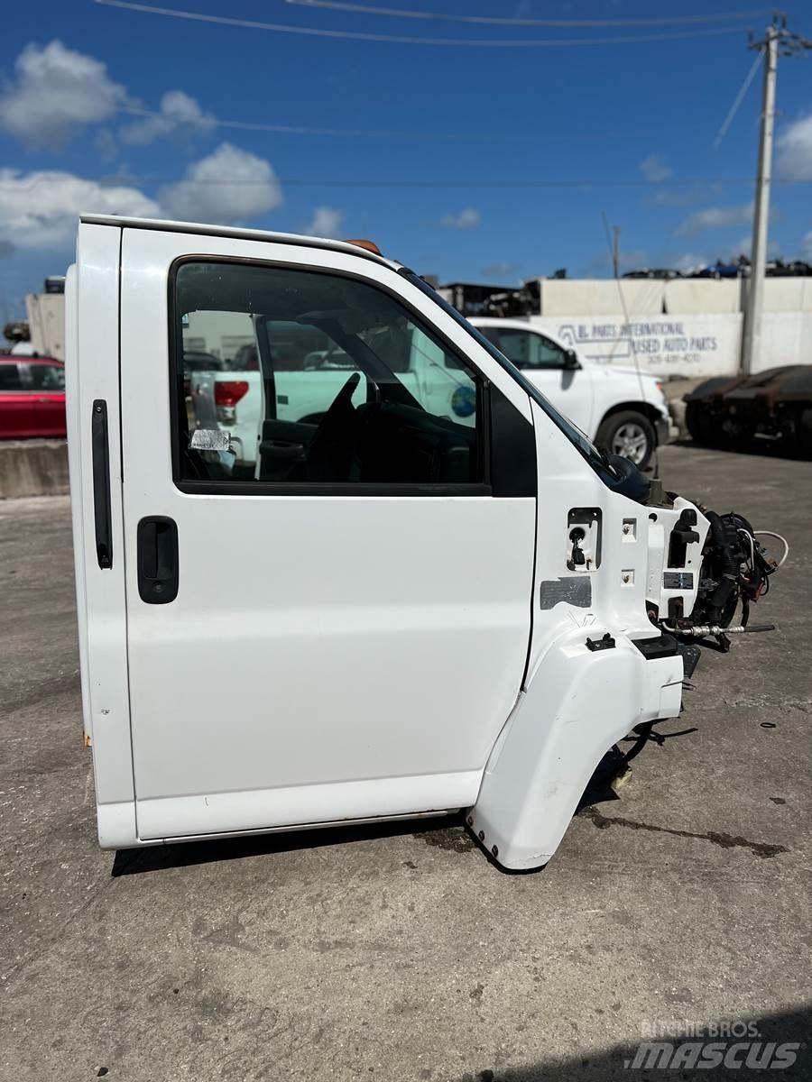 GMC C7500 其他組件