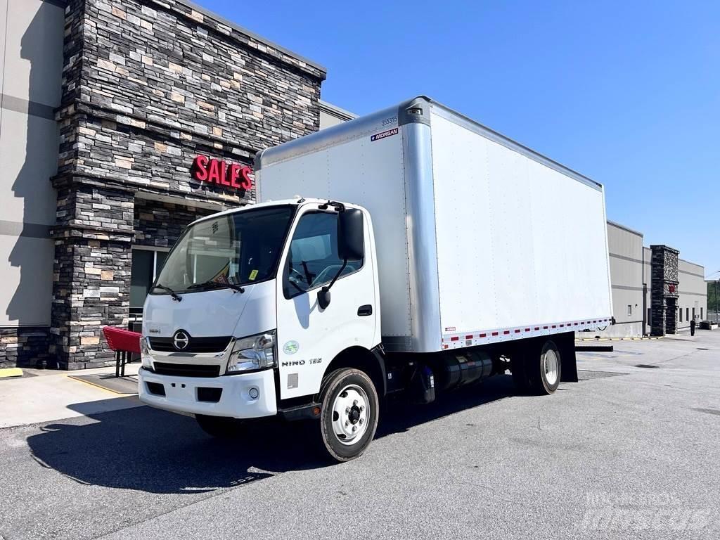 Hino 195 貨箱式卡車