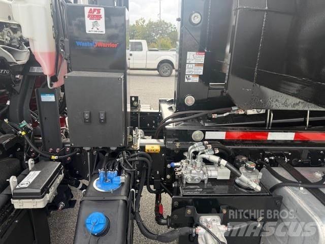 Isuzu FTR 吊鉤式起重車