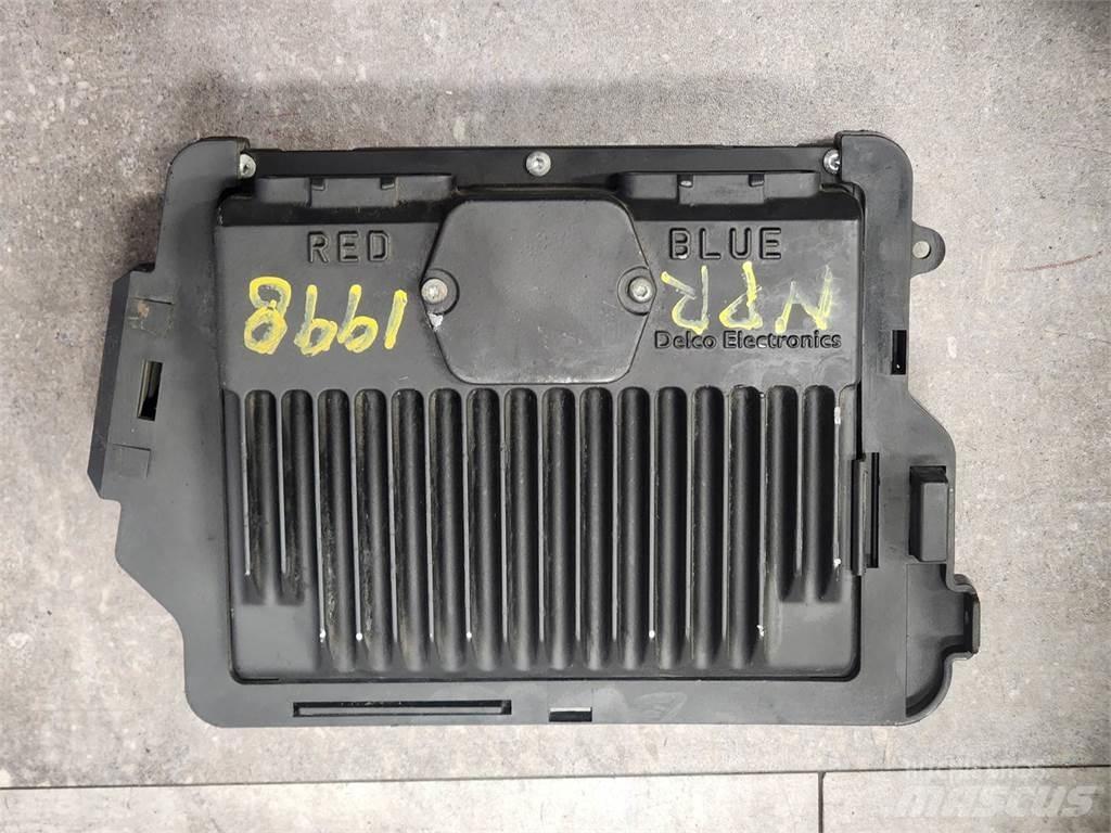 Isuzu NPR 電子設備