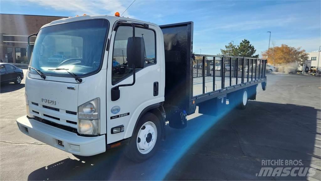 Isuzu NRR 動物運輸貨卡車