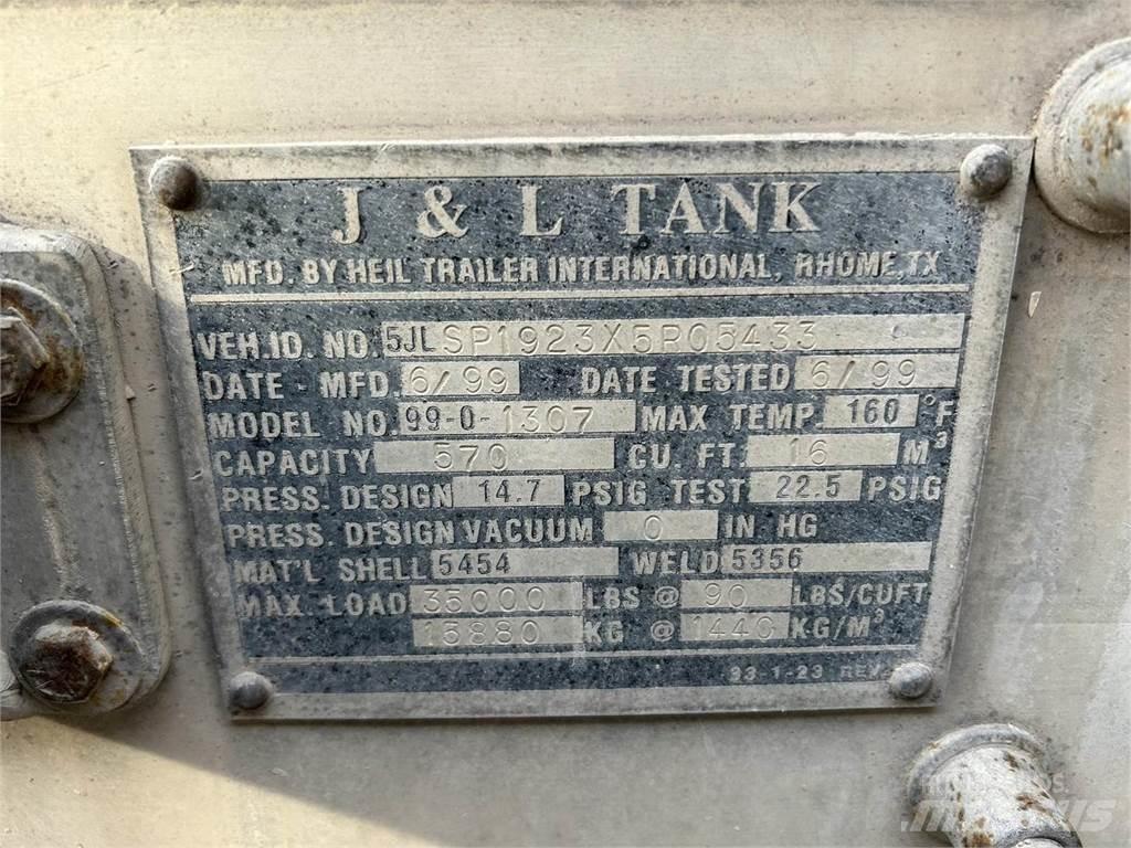  J & L 罐體拖車