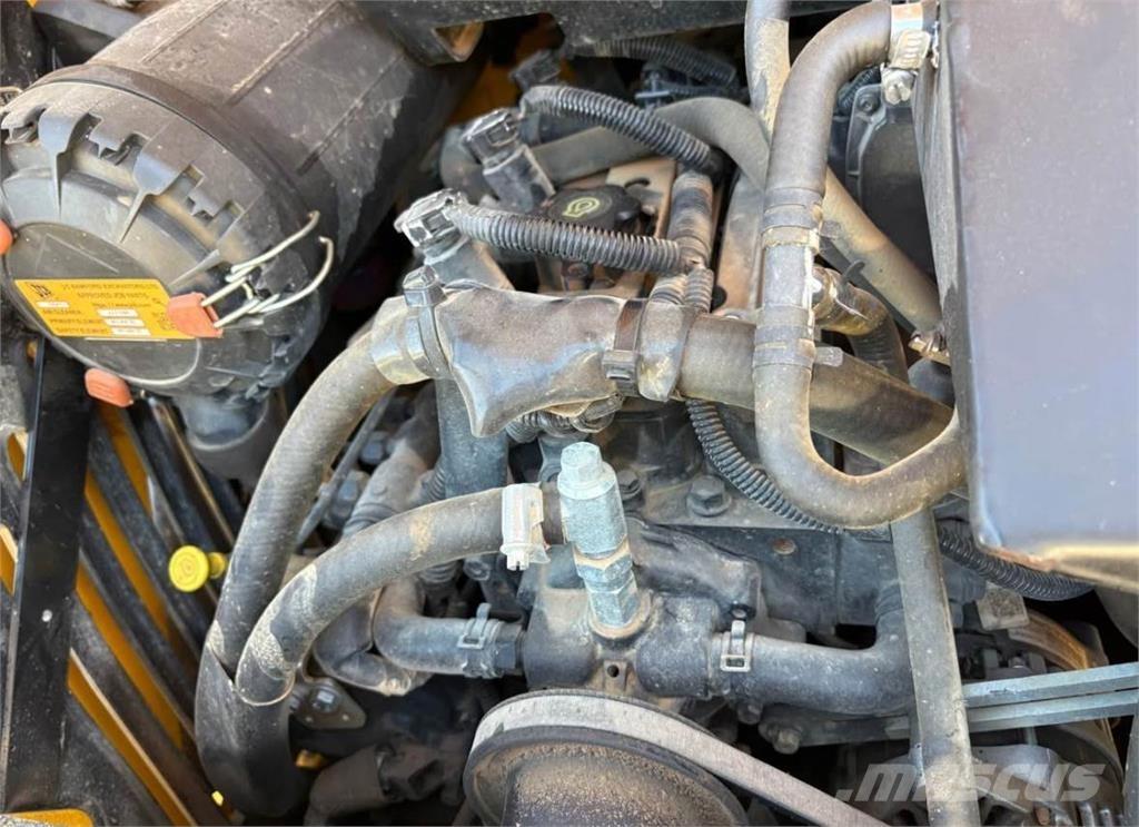 JCB 1CXT 滑移轉向裝載機
