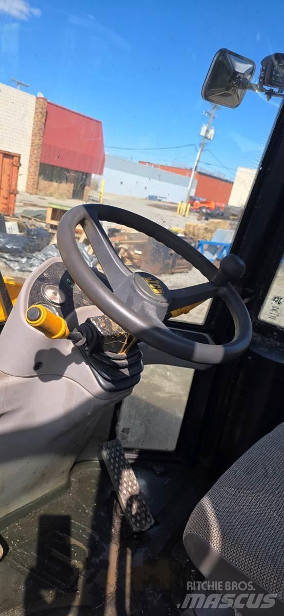 JCB 407 輪胎式裝載機