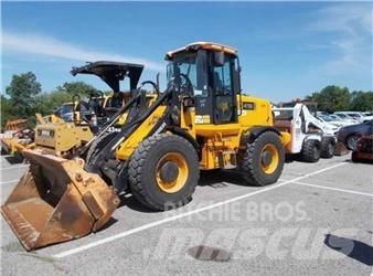 JCB 416 HT 輪胎式裝載機