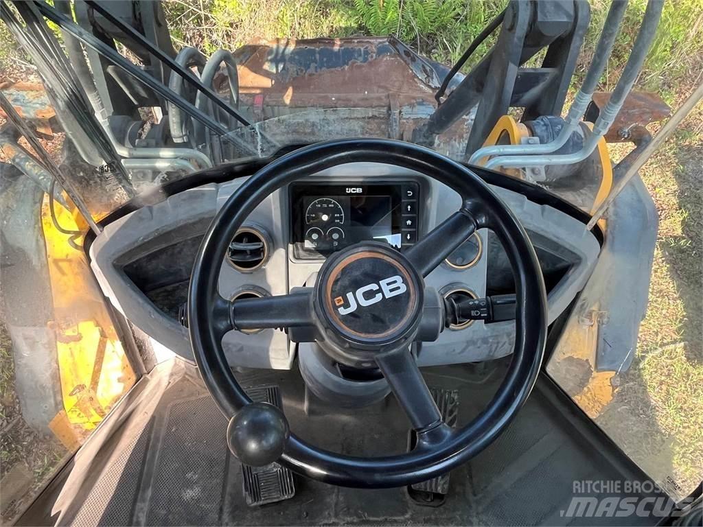 JCB 427HT 輪胎式裝載機