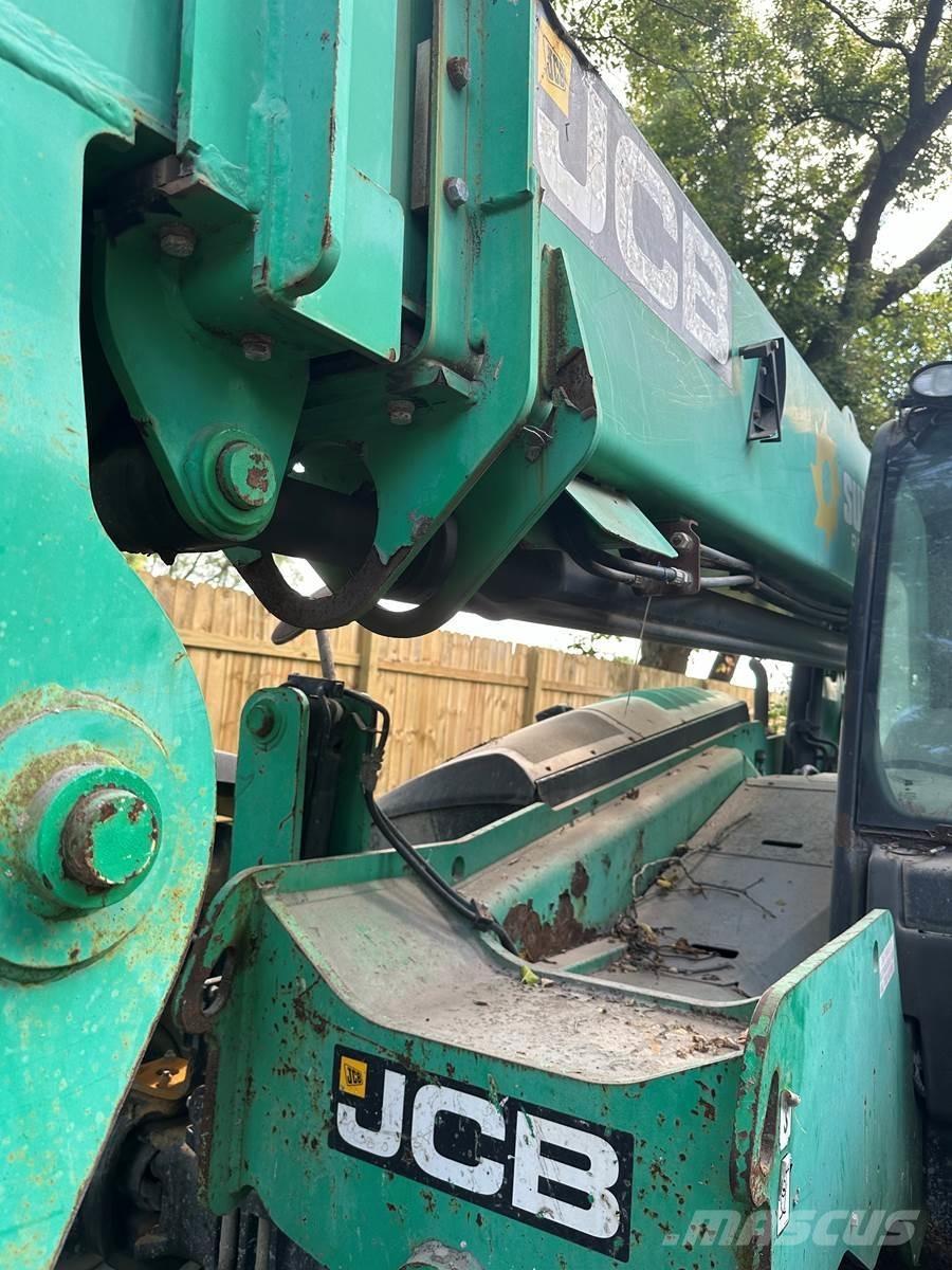 JCB 509.42 伸縮臂操作車