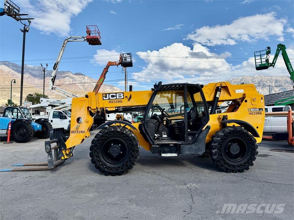 JCB 509-42 伸縮臂操作車
