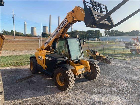 JCB 525-60 伸縮臂操作車