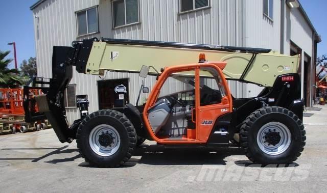 JLG 1055 伸縮臂操作車