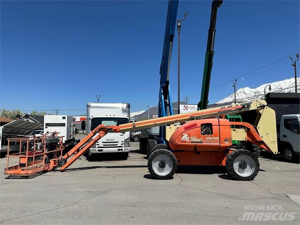 JLG 600AJ 伸縮臂高空作業車