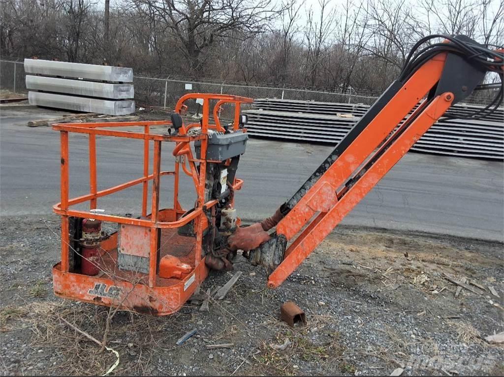JLG 600AJ 曲臂高空作業車