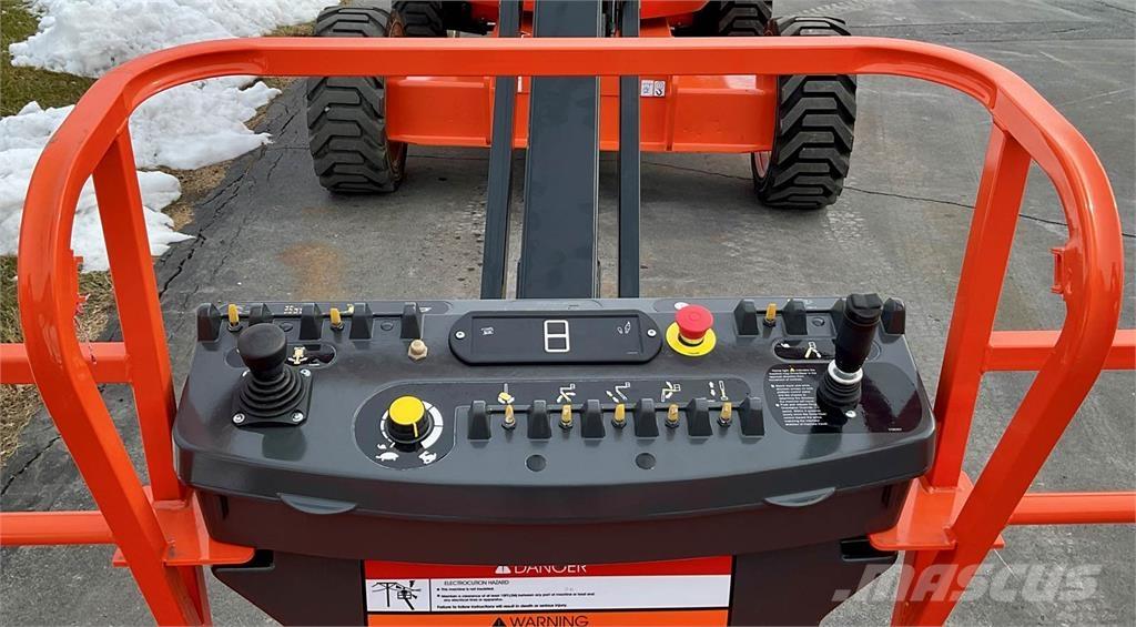 JLG 600AJ 其他升降機和作業平台