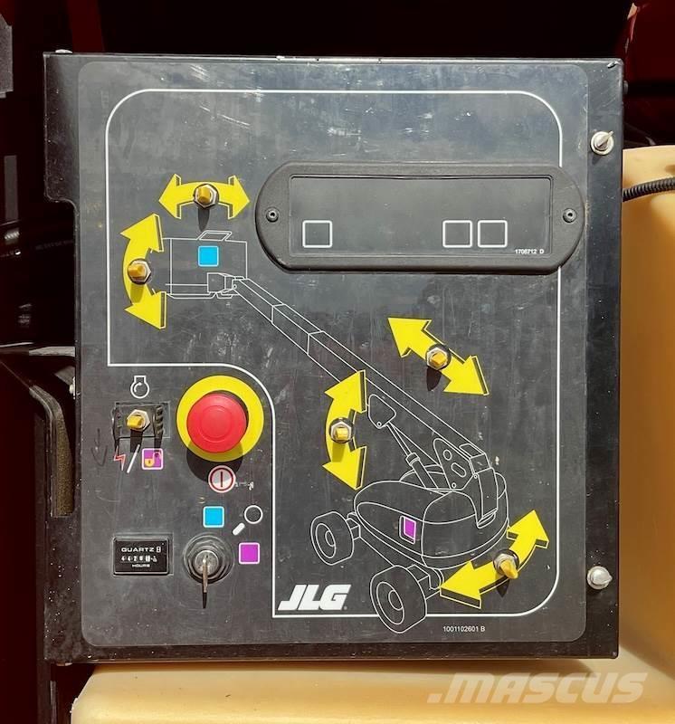 JLG 600S 伸縮臂高空作業車