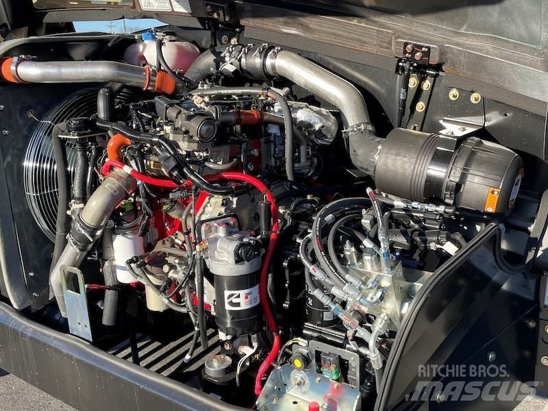 JLG 742 伸縮臂操作車