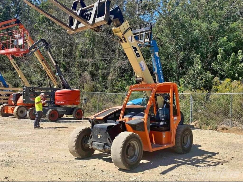 JLG G5-18A 伸縮臂操作車
