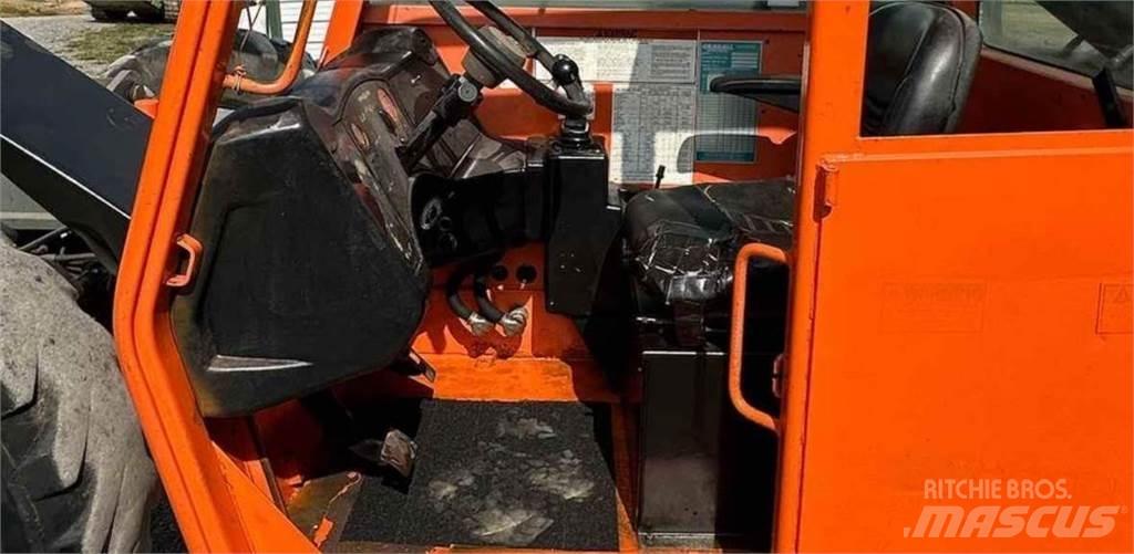 JLG G6-42A 伸縮臂操作車